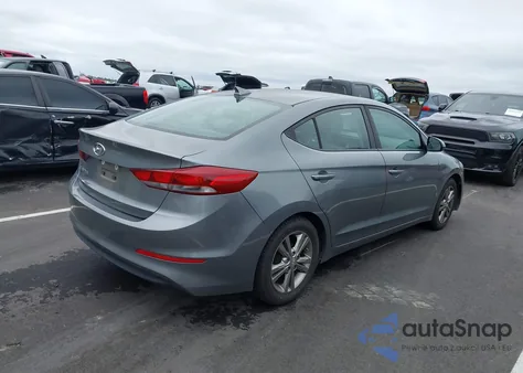 2017 Hyundai Elantra Se z USA, uszkodzony, nr VIN KMHD84LF8HU207205